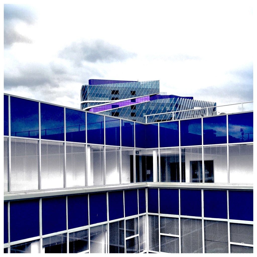 iPhriday – Tones of&nbsp;Blue