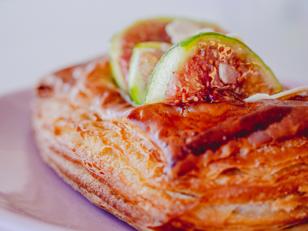 Five Minutes with a Fig Danish – Regular Random